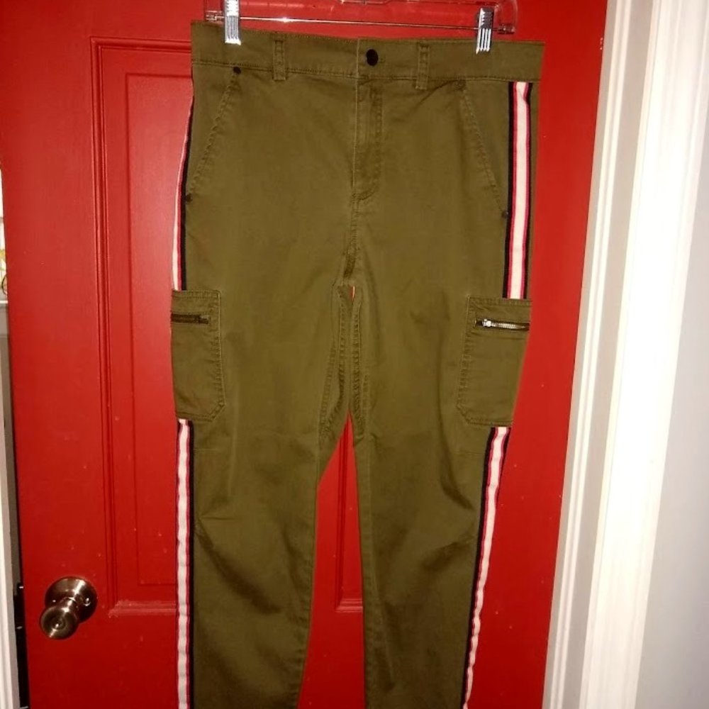 Athleta Summit Cargo Pant - Size 4 - Tortuga Olive